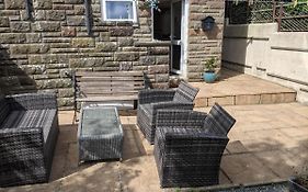Whitby Apartment Retreat Sleeps 5